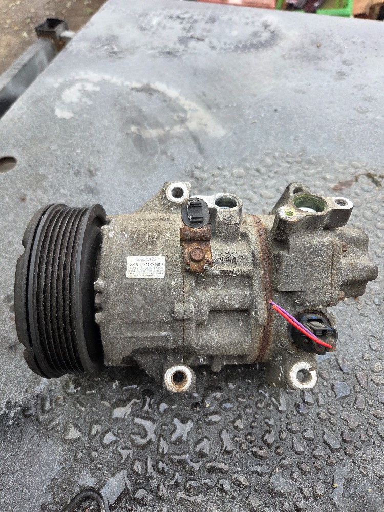 Corolla Verso 1.6-1.8 benzin klíma kompresszor